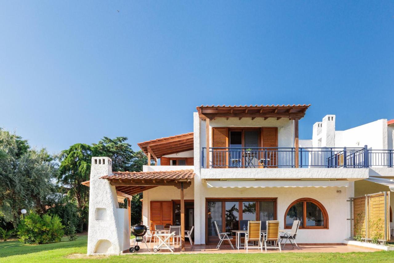 Luna Villa Private Beach Nea Iraklia Ngoại thất bức ảnh