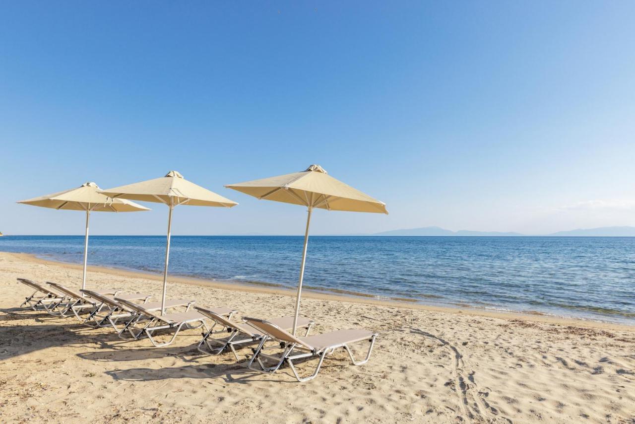 Luna Villa Private Beach Nea Iraklia Ngoại thất bức ảnh