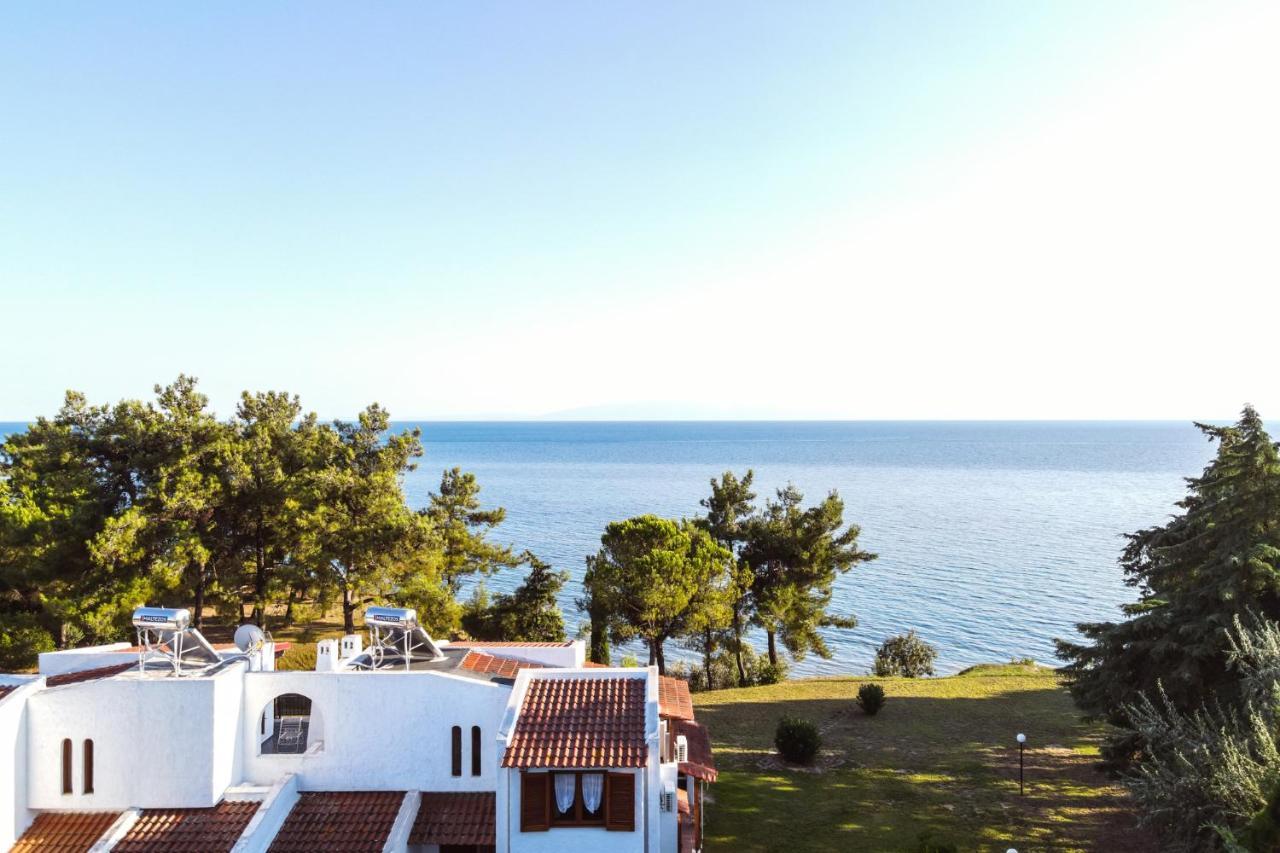 Luna Villa Private Beach Nea Iraklia Ngoại thất bức ảnh