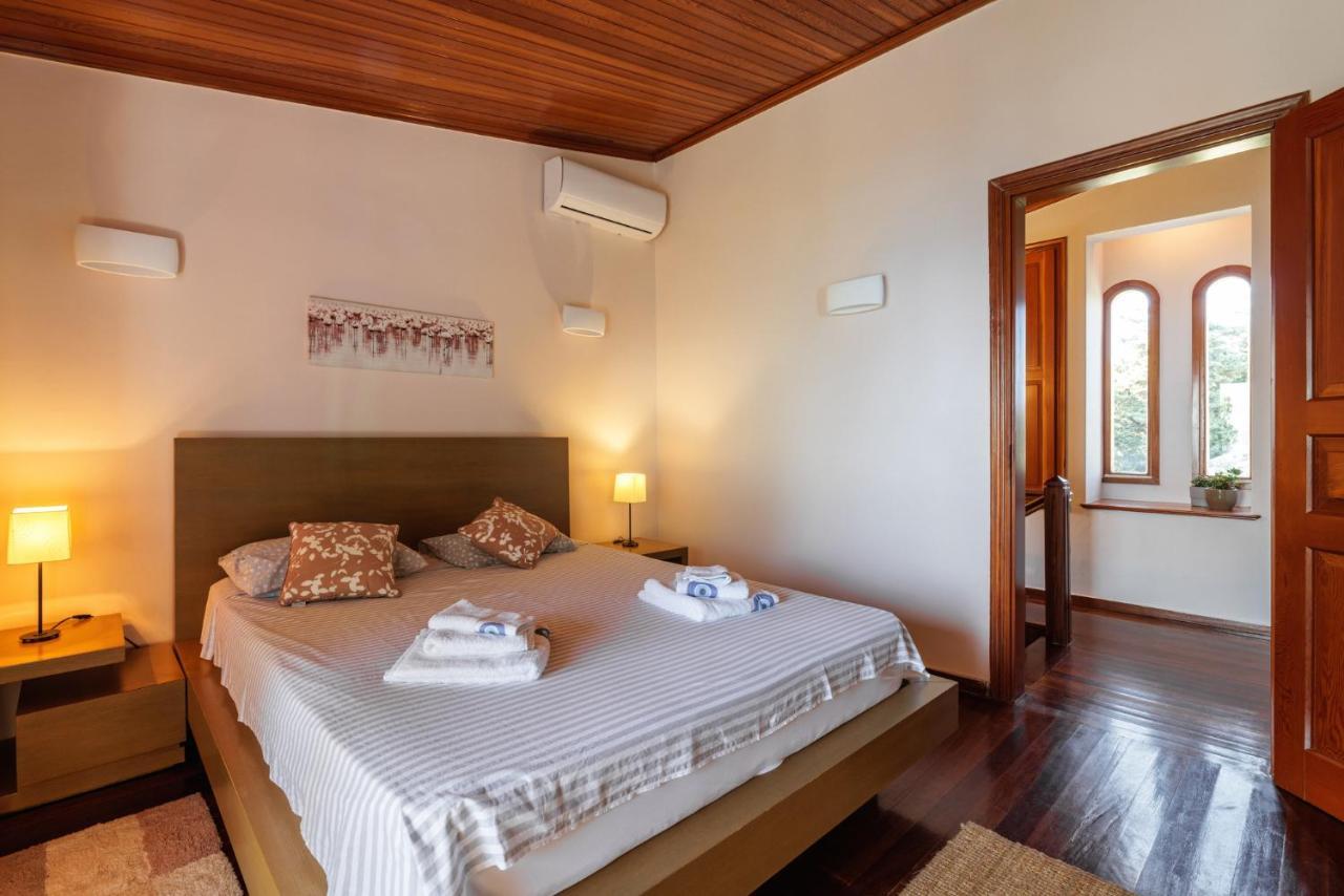 Luna Villa Private Beach Nea Iraklia Ngoại thất bức ảnh