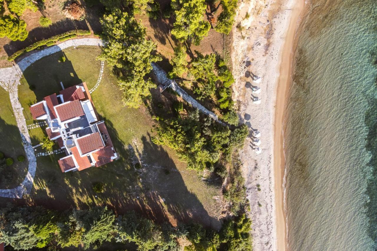 Luna Villa Private Beach Nea Iraklia Ngoại thất bức ảnh